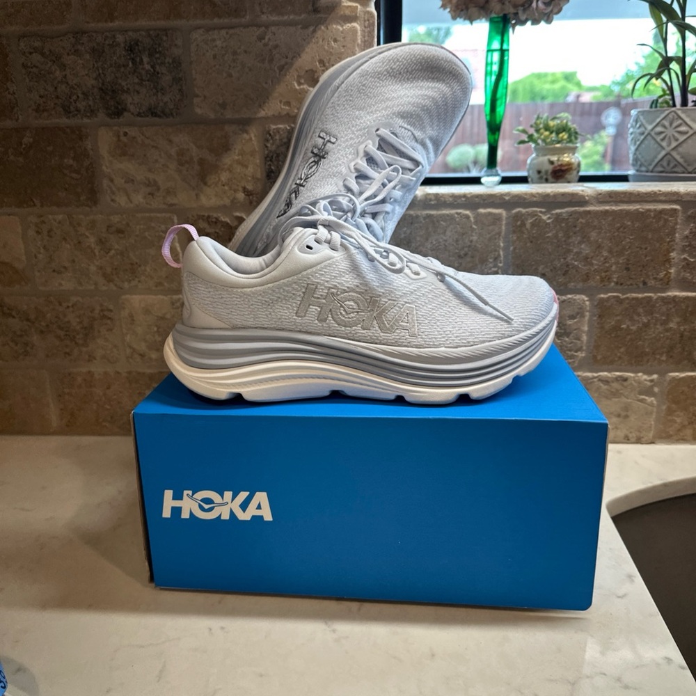 Hoka Women's Gaviota 5 'Sea Ice Pink Twilight' 1134270-SCP size 7.5D sneaker